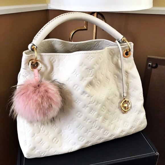 Louis Vuitton Handbags - SOLD ✖️